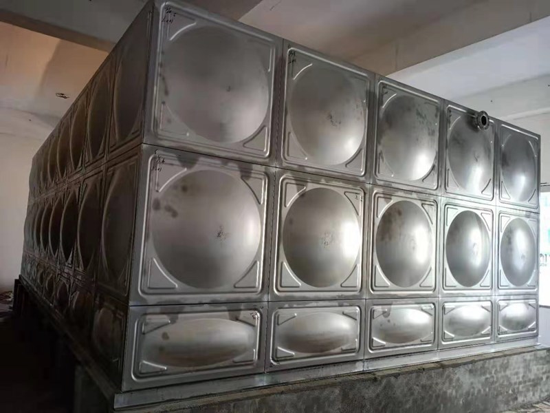 不銹鋼水箱價(jià)格受什么影響？