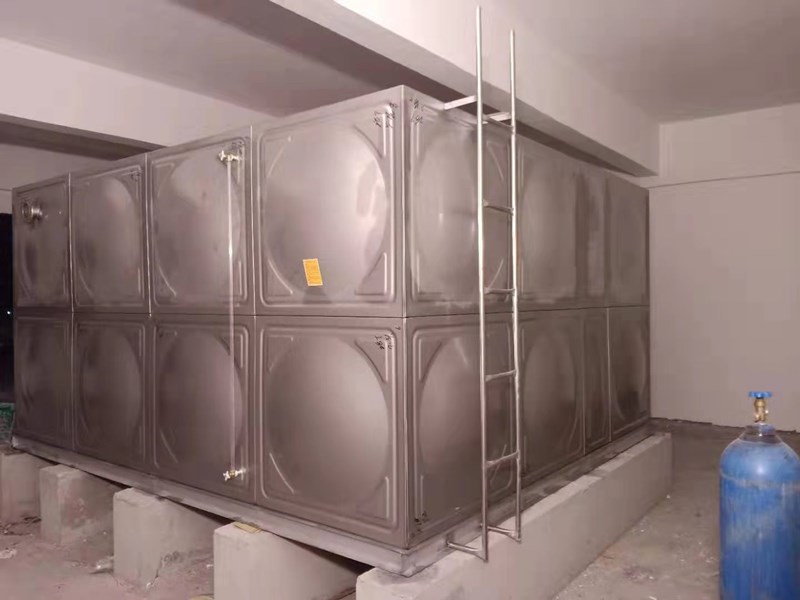 不銹鋼水箱如何解決用水問題的呢?